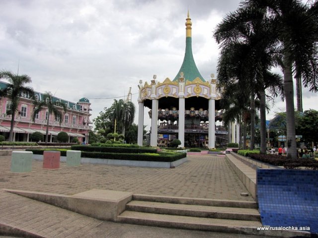 Таиланд. Паттайя. Экскурсия в Сиам Парк.